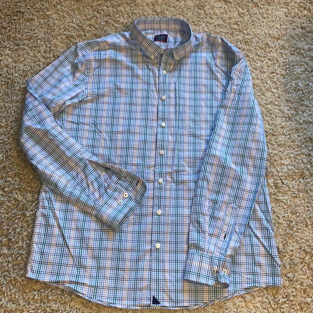 UNTUCKit long sleeved shirt